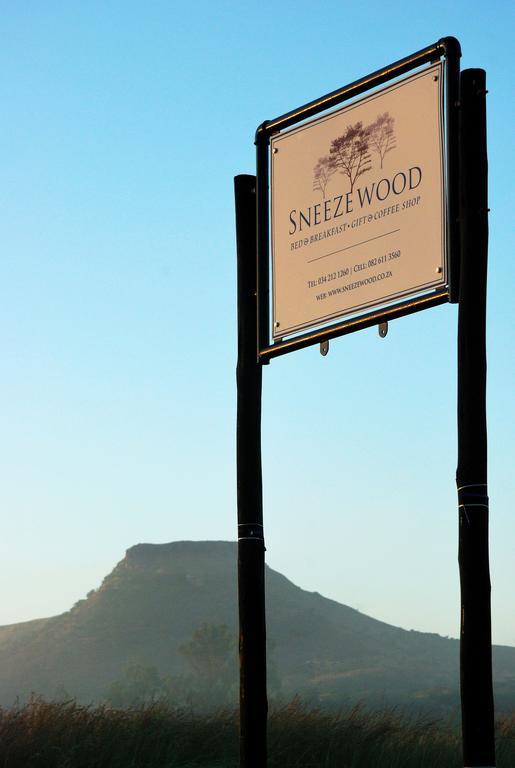 Sneezewood Farm Bed&Breakfast&Self-Catering Cottage Dundee Exteriör bild