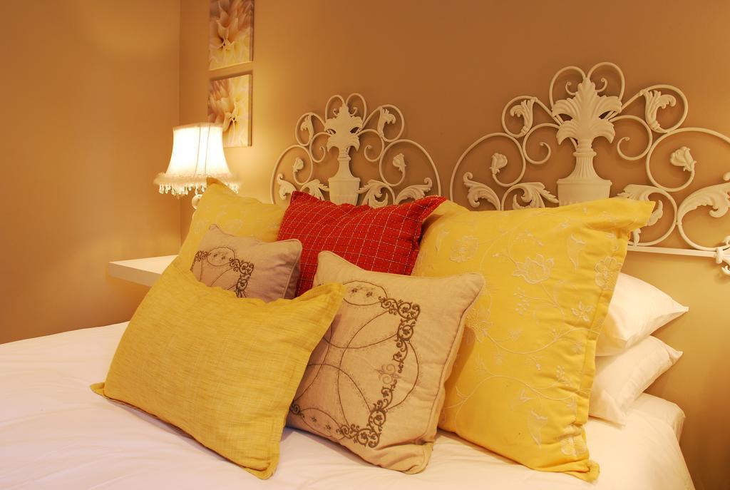 Sneezewood Farm Bed&Breakfast&Self-Catering Cottage Dundee Exteriör bild